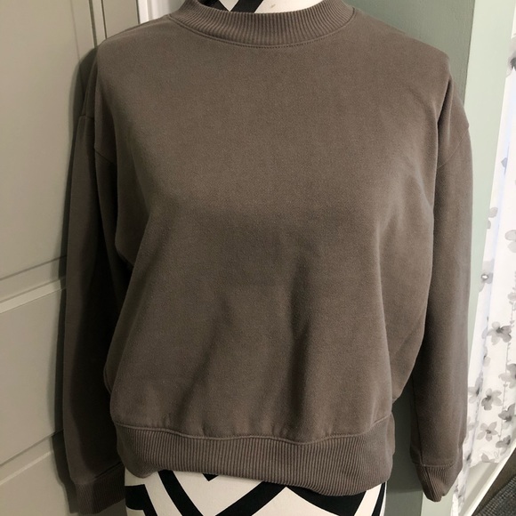 Wild Fable brown crewneck